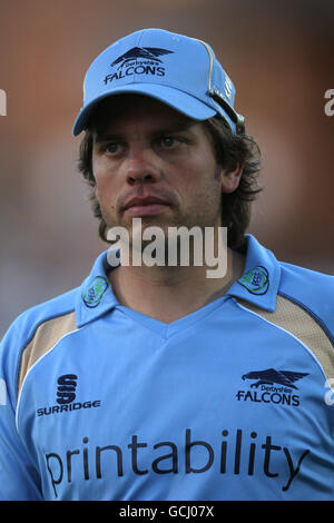 Cricket - Friends Provident Twenty20 - Derbyshire / Notinghamshire - County Ground. WES Durston, Derbyshire Falcons Banque D'Images