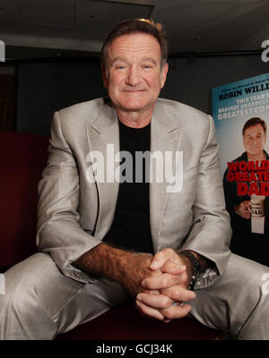 Acteur Robin Williams lors d'une séance photo pour le film « le plus grand papa du monde », à l'hôtel Madarin Oriental de Knightsbridge, Londres. Banque D'Images