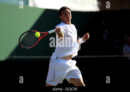 Tennis - Championnats de Wimbledon 2010 - septième jour - le club de tennis et de croquet de pelouse de toute l'Angleterre.Robin Soderling de Suède en action contre David Ferrer d'Espagne Banque D'Images