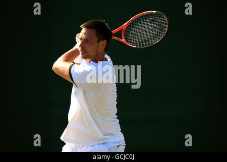 Tennis - Championnats de Wimbledon 2010 - septième jour - le club de tennis et de croquet de pelouse de toute l'Angleterre.Robin Soderling de Suède en action contre David Ferrer d'Espagne Banque D'Images