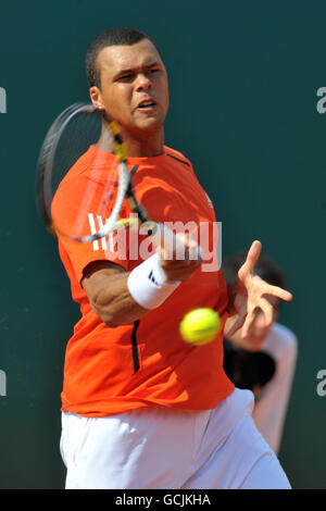 Tennis - ATP World Tour Masters - deuxième jour - Monte-Carlo - hommes célibataires -. JO-Wilfried Tsonga en action Banque D'Images