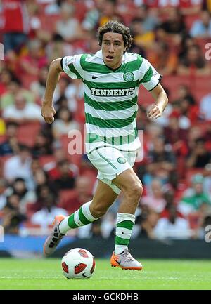 Soccer - Unis Cup 2010 - Celtic v Olympique Lyonnais - Emirates Stadium Banque D'Images