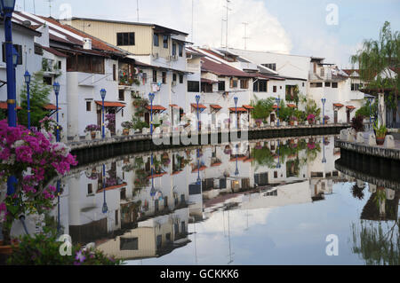 Quartier historique de Malacca, le long de la rivière Banque D'Images
