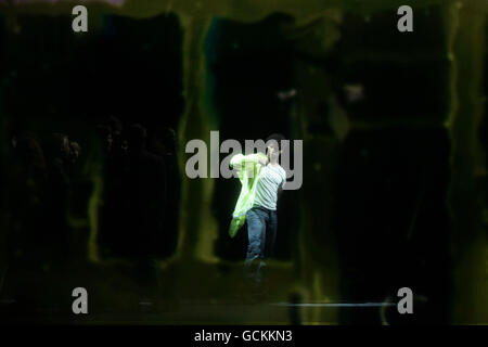 Danseur Carlos Acosta lors d'un photocall sur scène pour 'Premieres', au Coliseum dans le centre de Londres. APPUYEZ SUR ASSOCIATION photo. Date de la photo: Mercredi 28 juillet 2010. Le crédit photo devrait se lire: Yui Mok/PA Wire Banque D'Images