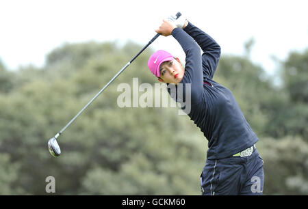 Le tee-shirt américain Michelle Wie est au second tour de l'Open britannique féminin Ricoh au Royal Birkdale Golf Club, Southport. Banque D'Images