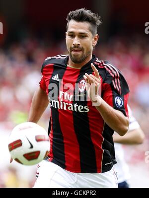 Football - Emirates Cup 2010 - AC Milan v Olympique Lyonnais - Emirates Stadium. Marco Borriello, CA Milan Banque D'Images