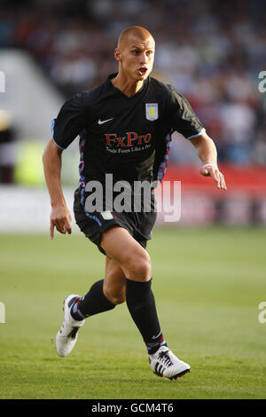 Soccer - Pré saison Friendly - Walsall v Aston Villa - Stade Banques Banque D'Images