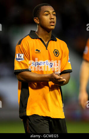 Soccer - Pré saison Friendly - Walsall v Wolverhampton Wanderers - Stade de banques Banque D'Images