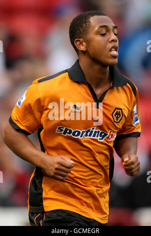 Soccer - Pré saison Friendly - Walsall v Wolverhampton Wanderers - Stade de banques Banque D'Images