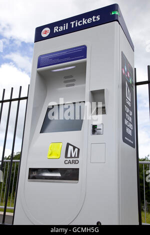 Ticket Machine à Apperley Bridge Railway Station, ouvert en décembre 2015 Banque D'Images