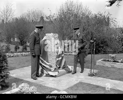 Conflit et militaires - RAF Fighter Command Plaque - Middlesex Banque D'Images