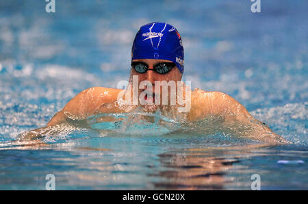 Joseph Roebuck de l'université de Loughborough pendant l'Open masculin de 200 m de Medley individuel pendant les championnats britanniques de natation à Ponds Forge, Sheffield Banque D'Images