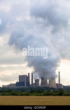 L'Europe, l'Allemagne, en Rhénanie du Nord-Westphalie, la centrale électrique au lignite de Weisweiler dans Eschweiler-Weisweiler. Banque D'Images