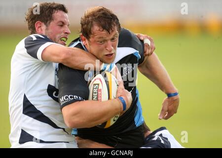 Rugby Union - pré saison amicale - Glasgow Warriors v sale Sharks - Firhill.Ryan Grant, de Glasgow, a obtenu la première tentative lors d'une rencontre amicale d'avant-saison à Firhill, Glasgow. Banque D'Images