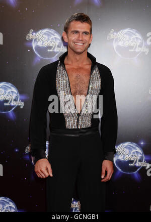 Scott Maslen pendant une séance photo pour le Strictly Come Dancing: Lancer l'enregistrement de spectacle, au centre de télévision de la BBC à White City, à l'ouest de Londres. Banque D'Images