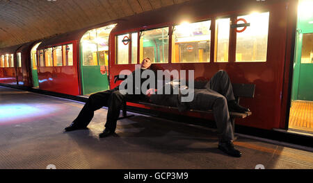 Blitz recréées à l'abri de la station de métro d'Aldwych Banque D'Images