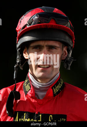 Courses hippiques - Yorkshire Ebor Festival - totesport Ebor Day - York Racecourse. Paul Mulrennan, Jockey Banque D'Images