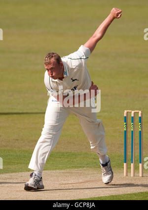 Luke Fletcher de Notinghamshire lors du LV County Championship, match de la division un au terrain de cricket international Emirates Durham, Chester-le-Street, Durham. Banque D'Images