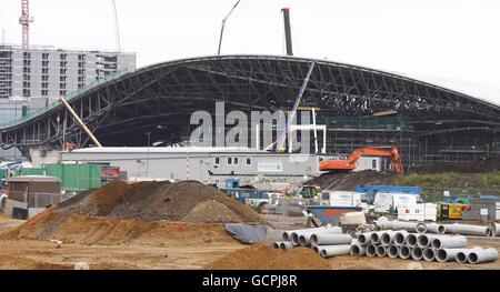 Olympiades - vue sur le stade olympique.Le parc olympique de Londres est en construction pour les Jeux olympiques de 2012, à Stratford, à Londres. Banque D'Images