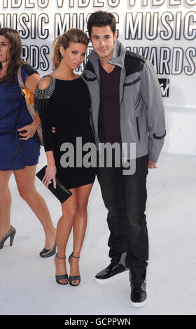 Amber Lancaster et Jayson Blair arrivent aux MTV Video Music Awards 2010, Nokia Theatre, Los Angeles, Etats-Unis. Banque D'Images