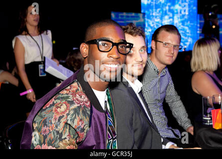 Tinée Tempah au BT Digital Music Awards 2010, qui s'est tenu le jeudi 30 septembre 2010 au Roundhouse de Londres. Banque D'Images