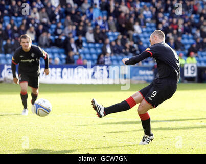 Soccer - Clydesdale Bank Scottish Premiership - Kilmarnock v Rangers - Rugby Park.Kenny Miller, de Rangers, a terminé deuxième de la zone de pénalité lors de la Clydesdale Bank Premier League à Rugby Park, Kilmarnock. Banque D'Images