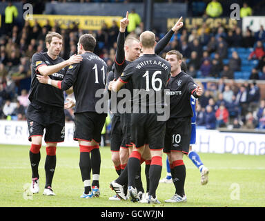 Soccer - Clydesdale Bank Scottish Premiership - Kilmarnock v Rangers - Rugby Park.Kenny Miller des Rangers célèbre son troisième but avec ses coéquipiers lors de la Clydesdale Bank Premier League à Rugby Park, Kilmarnock. Banque D'Images