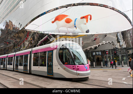 Tramway dans à Birmingham New Street Station, qui s'étend de Birmingham à Wolverhampton. Banque D'Images