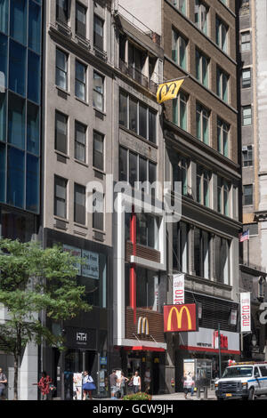 McDonald's Restaurant, E. 42nd Street, NYC Banque D'Images