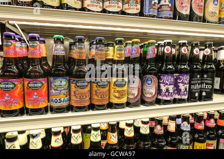 Section de la bière artisanale, Fairway Super Market, New York City, USA Banque D'Images