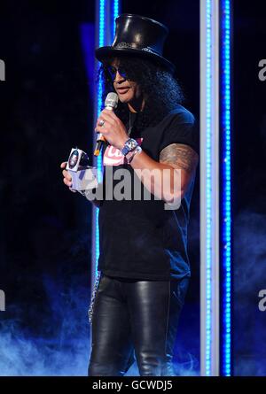 Slash lors des MTV Europe Music Awards 2010, à la Caja Magica, Manzanares Park, Madrid, Espagne. Banque D'Images