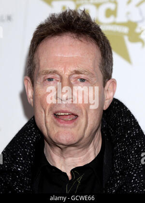 John Paul Jones arrive pour le Marshall Classic Rock Roll of Honor, au Roundhouse dans le nord de Londres. Banque D'Images