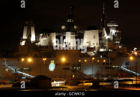 HMS Ark Royal voyage d'adieu Banque D'Images