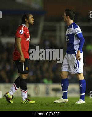 Les tempers se réveinent entre Oliveira Anderson (à gauche) et Birmingham, de Manchester United Barry Ferguson (à droite) Banque D'Images