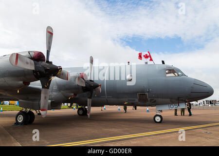 CP-140 Aurora à la Royal International Air Tattoo 2016. Banque D'Images