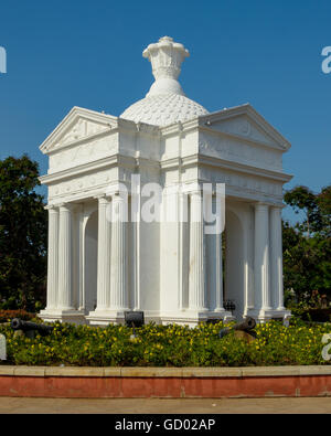 L'Aayi Mandapam monument situé dans le parc Bharathi, Pondicherry, India Banque D'Images