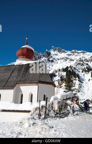 L'église de Stuben près de Lech et St Anton Arlberg Autriche Banque D'Images