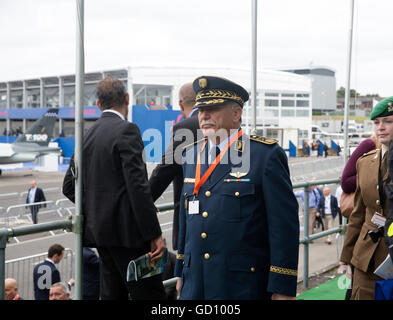 Farnborough, Royaume-Uni. 11 juillet, 2016. Farnborough International Airshow 2016 ouvre officiellement à l'aviation commerciale. Credit : Keith Larby/Alamy Live News Banque D'Images