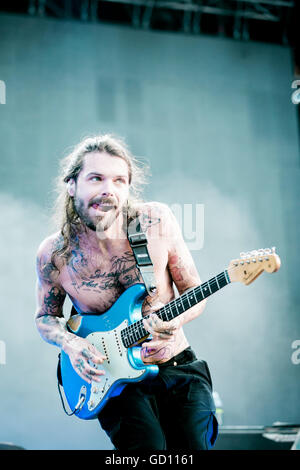 Monza Italie. 10 juillet 2016. Le groupe de rock écossais Biffy Clyro effectue en live sur la scène du Parco di Monza au cours de l'I-Days Festival ©Matteo Scalet/Alamy Live New Banque D'Images