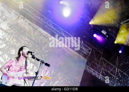 Monza Italie. 10 juillet 2016. Le groupe de rock écossais Biffy Clyro effectue en live sur la scène du Parco di Monza au cours de l'I-Days Festival ©Matteo Scalet/Alamy Live New Banque D'Images