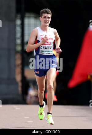 La société britannique Callum Hawkins en action pendant la demi-journée marathon au cours de mens cinq de l'Athletic Championships 2016 au Stade Olympique d'Amsterdam. Banque D'Images