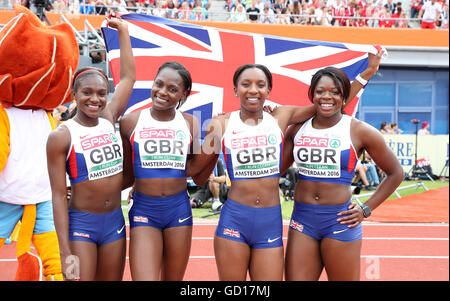 (L-R) Grande Bretagne Asher-Smith la Dina, Daryll Neita, Bianca Williams et Asha Philip après avoir terminé deuxième dans la Women's Relais 4x100m en finale au cours de l'action de saut en hauteur hommes pendant cinq jour final de l'Athletic Championships 2016 au Stade Olympique d'Amsterdam. Banque D'Images