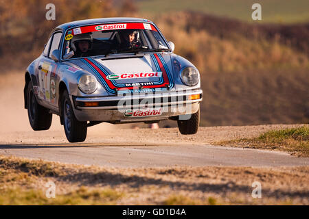 La voiture de sport au rallye automobile de Waldviertel, Basse Autriche, Europe Banque D'Images