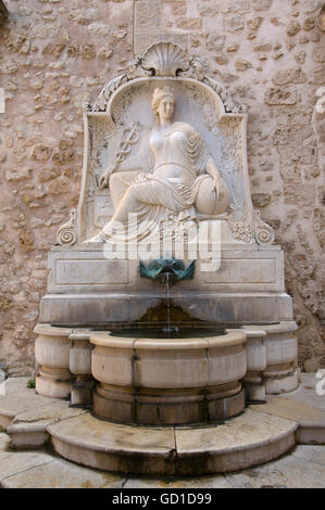 Hôtel de Ville fontaine, Grasse, Provence, France, Europe Banque D'Images