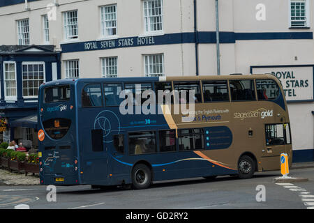 Bus à impériale à Totnes. Banque D'Images