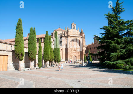 Façade du couvent de San Esteban. Salamanque, Espagne. Banque D'Images