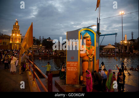 Seigneur HANUMAN statue sur panchavati ramkund, Nasik, Maharashtra, Inde, Asie Banque D'Images