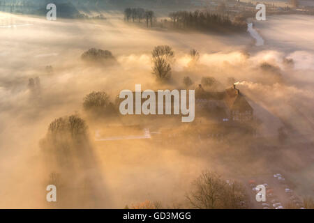 Vue aérienne, Château Oberwerries, château de rêve, le matin brouillard sur der Lippe, inondation meadows, aube sur Hamm Hamm, Banque D'Images