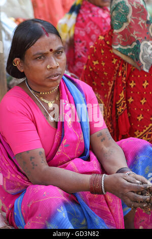 Les femmes tribales, haat bazar, bastar, Chhattisgarh, Inde, Asie Banque D'Images