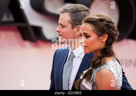 Londres, Royaume-Uni. 11 juillet 2016. Acteurs Matt Damon et Alicia Vikander. Arrivées tapis rouge pour la première européenne de l'Universel film Jason Bourne (2016) à Londres de Leicester Square. Credit : Bettina Strenske/Alamy Live News Banque D'Images